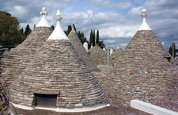 Alberobello - the cone-roofed houses