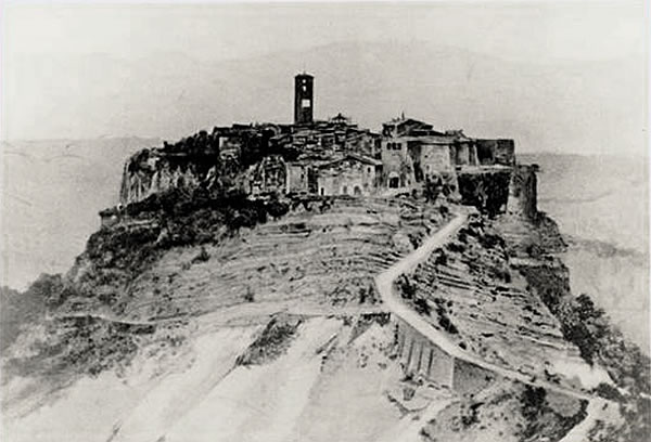 Civita di Bagnoregio in 1874