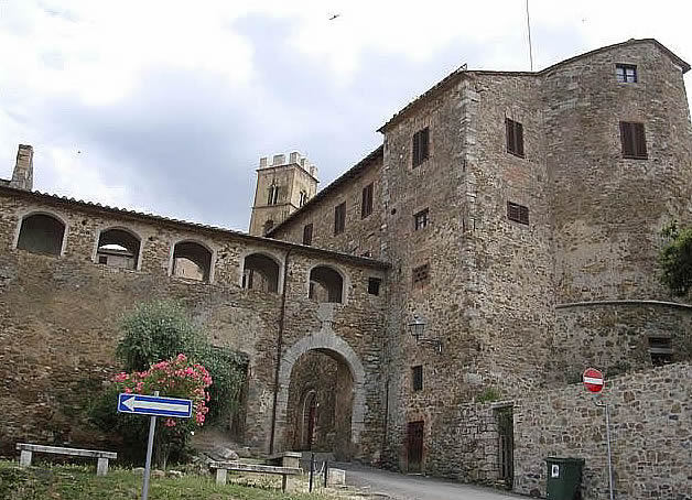 Montemerano, Grosseto IT – Il Castello da Porta Grossetana, XI secolo